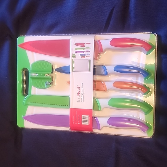 Eat Neat Other - NWT 12 Piece Knife Set with Cutting Board & Sharpener